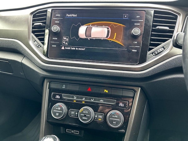 Used Volkswagen T-Roc 2019 for sale - 76249604: Photo 17