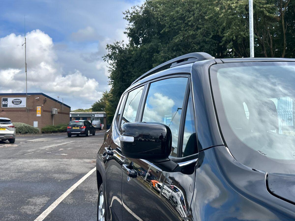 Used Jeep Renegade 2019 for sale - 77404045: Photo 35