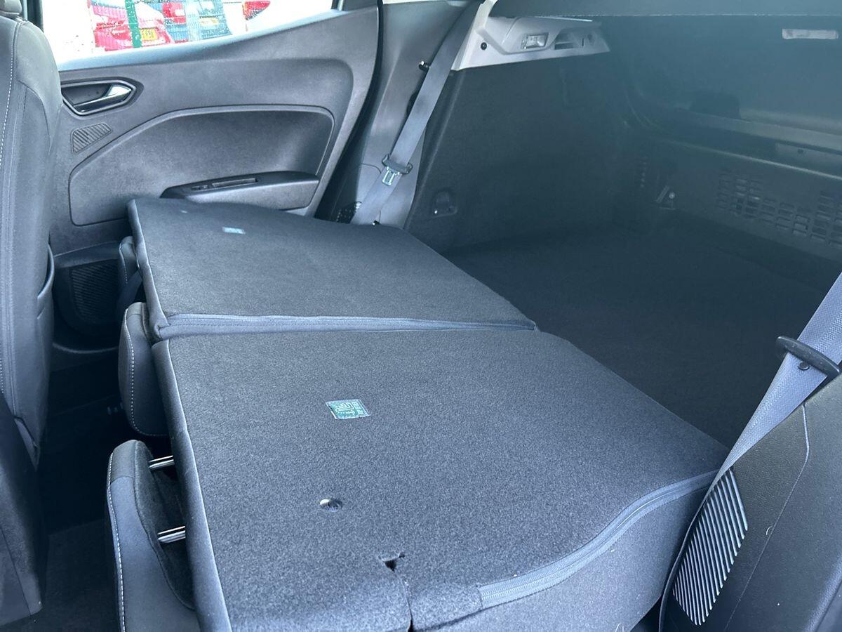 Used Renault Clio 2022 for sale - 77199378: Photo 44