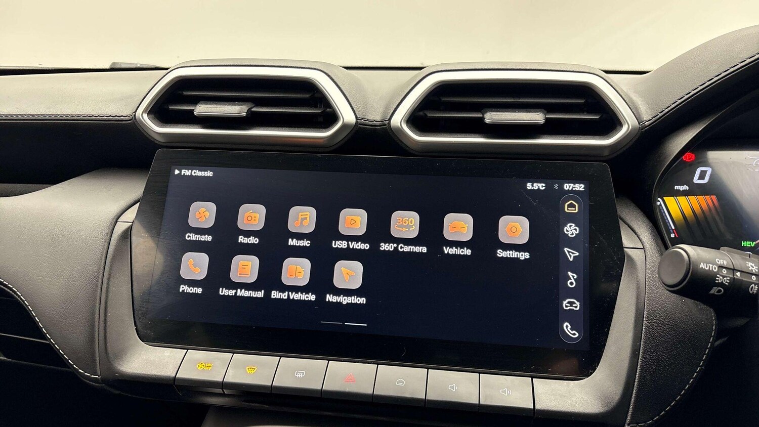 Used MG MG ZS 2024 for sale - 77475264: Photo 8