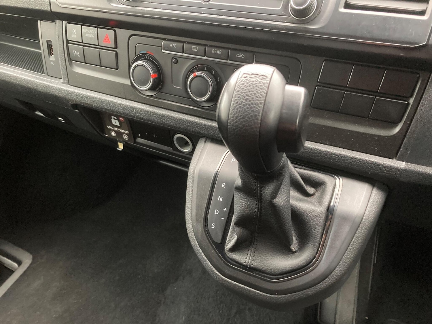 Used Volkswagen Transporter Shuttle 2017 for sale - 77425696: Photo 3