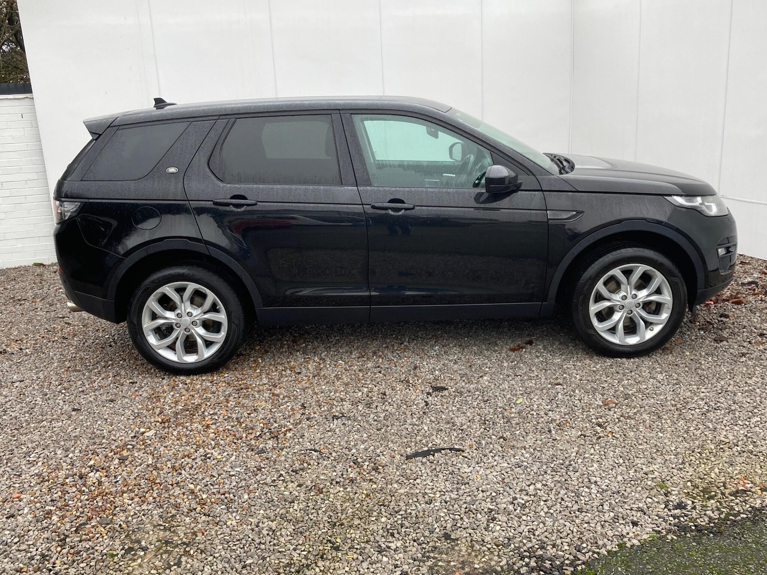 Used Land Rover Discovery Sport 2015 for sale - 77455055: Photo 3