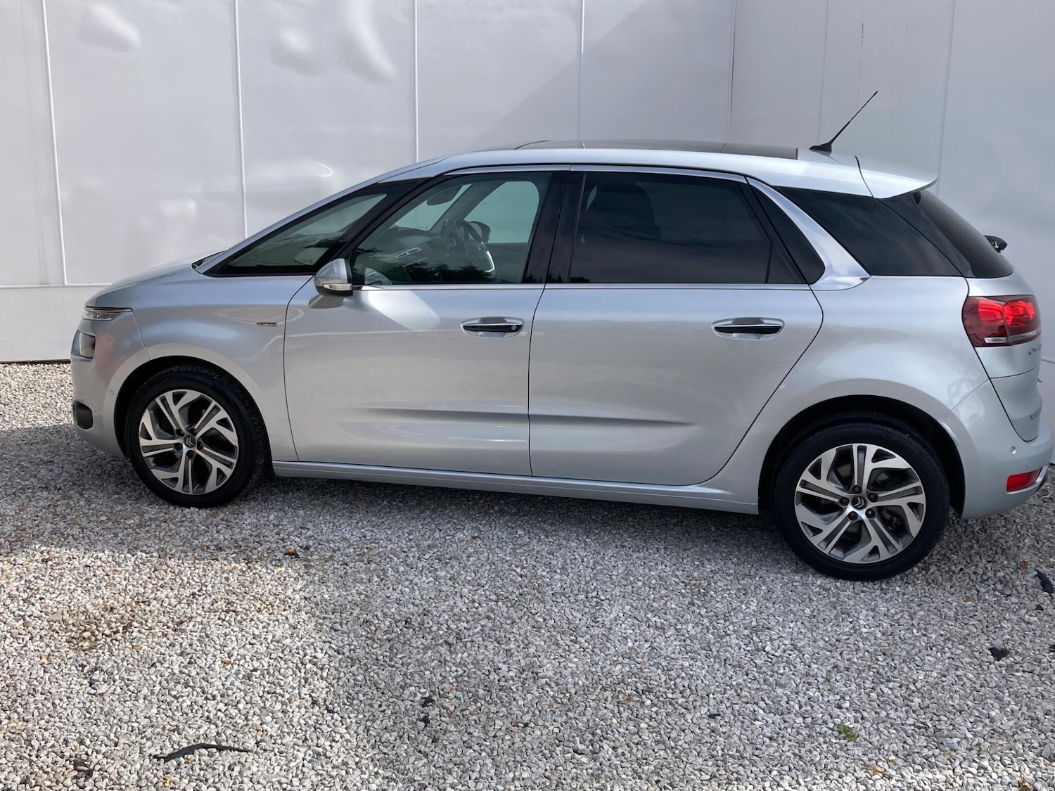 Used Citroen C4 Picasso 2016 for sale - 76584176: Photo 13
