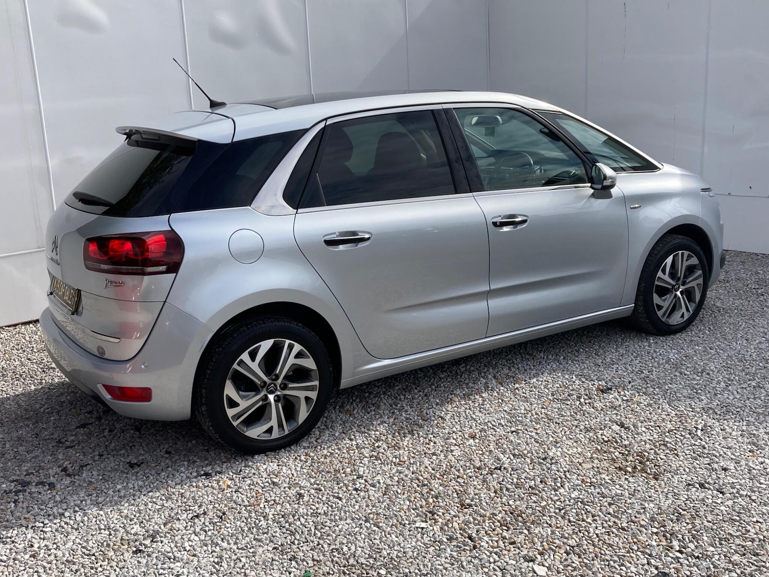 Used Citroen C4 Picasso 2016 for sale - 76584176: Photo 5