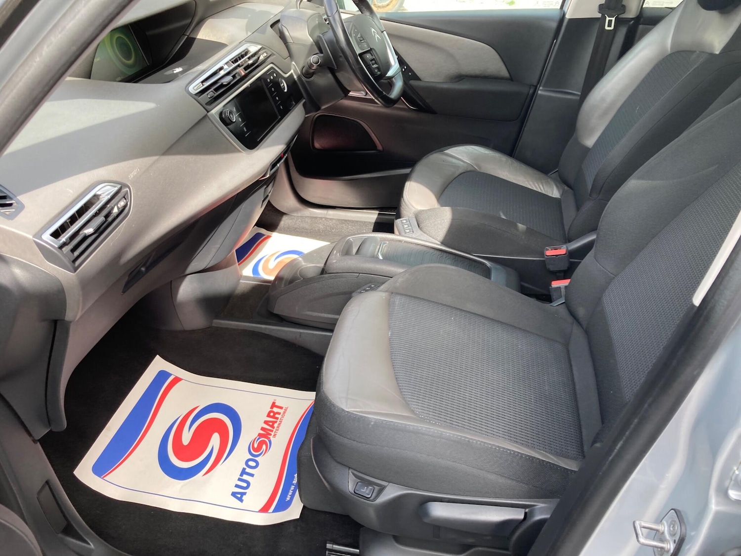 Used Citroen C4 Picasso 2016 for sale - 76584176: Photo 6