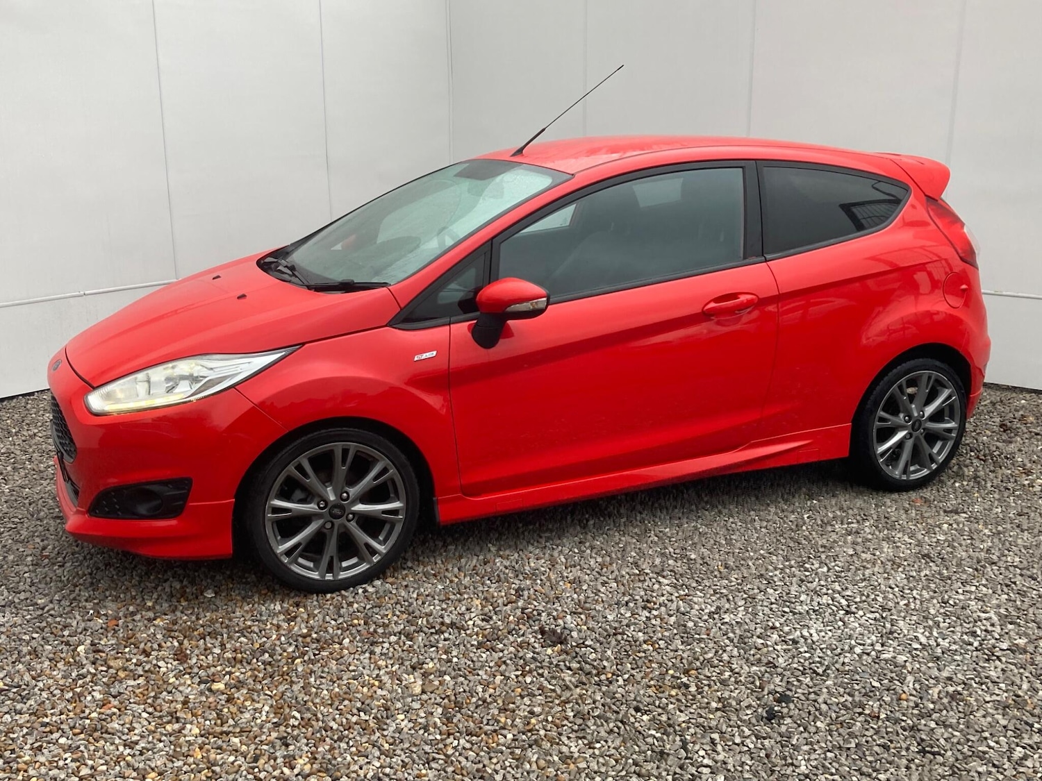 Used Ford Fiesta 2017 for sale - 77696103: Photo 16