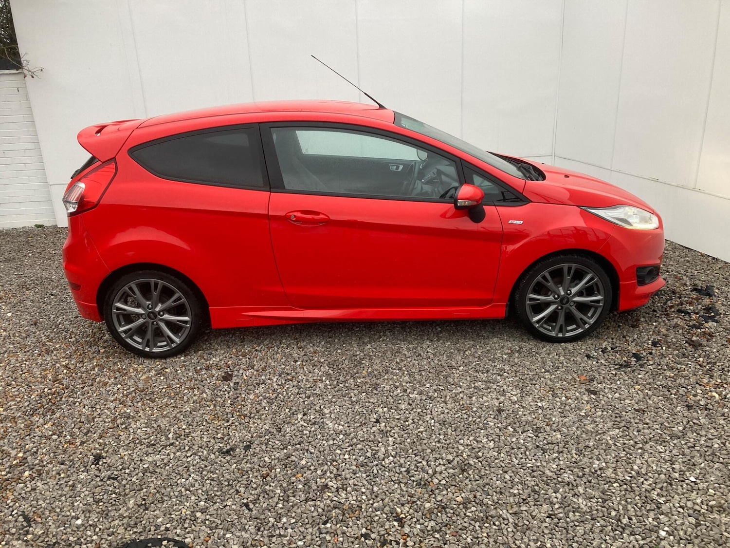 Used Ford Fiesta 2017 for sale - 77696103: Photo 8