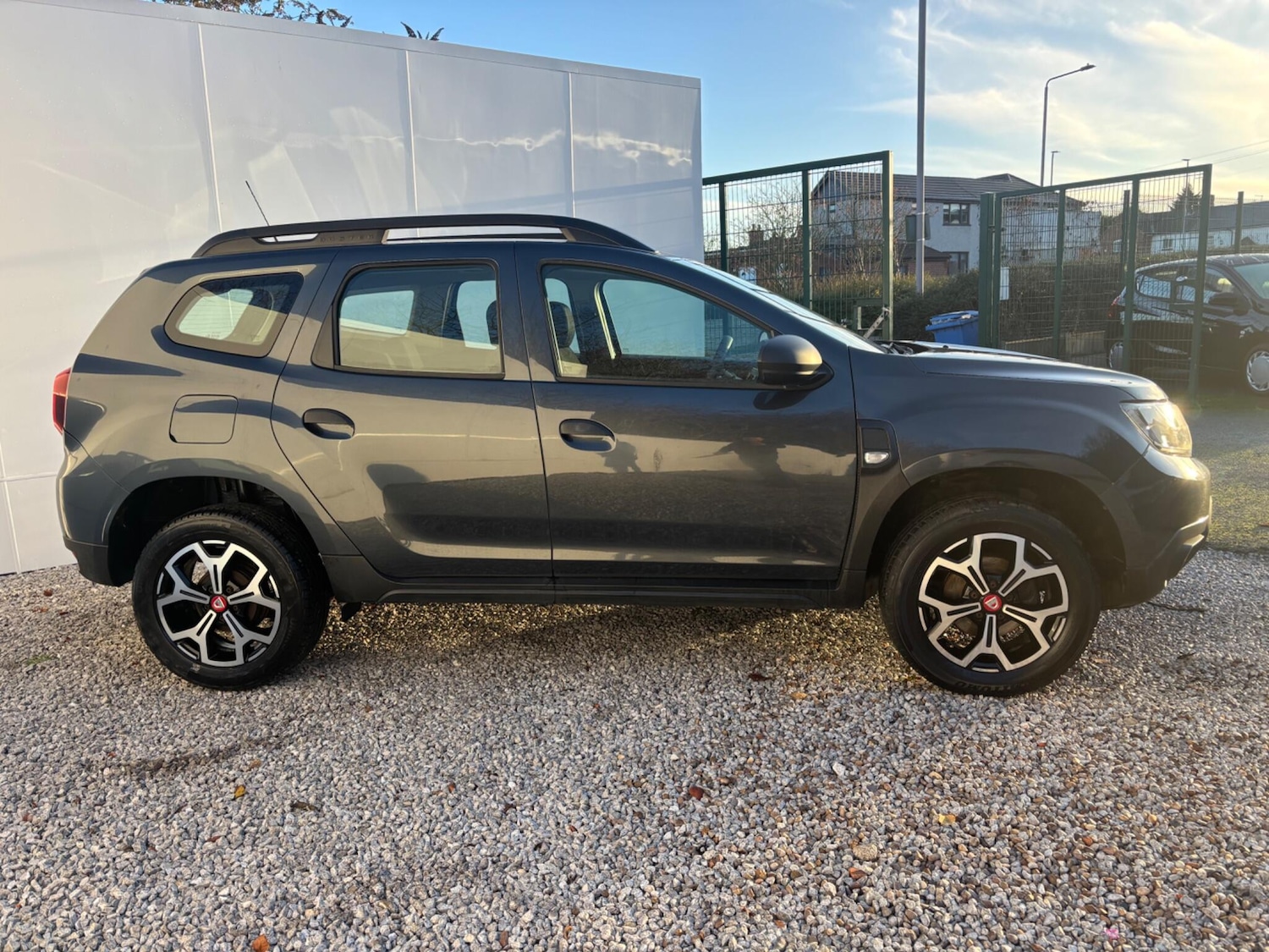 Used Dacia Duster 2019 for sale - 76765379: Photo 3