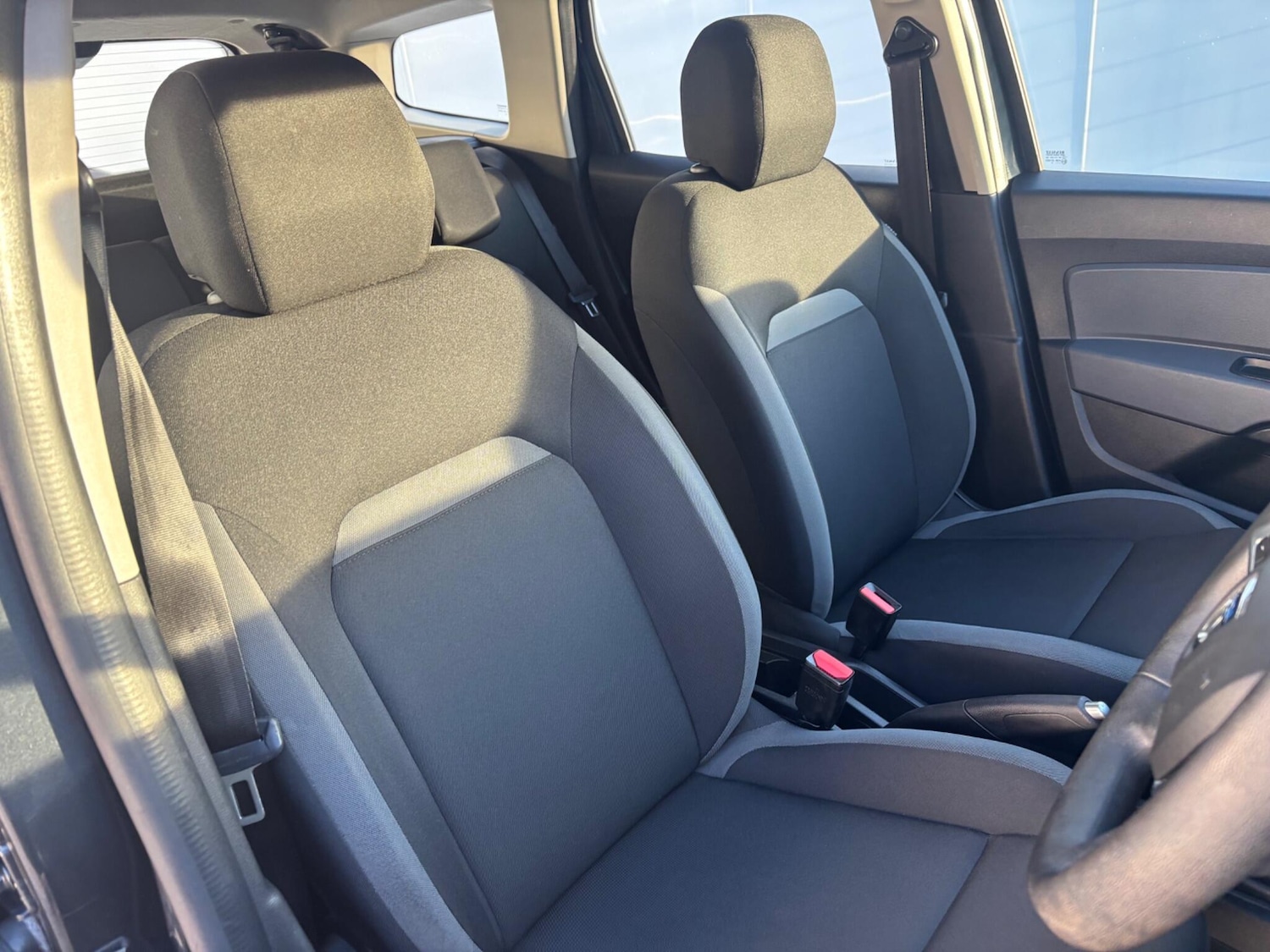 Used Dacia Duster 2019 for sale - 76765379: Photo 4