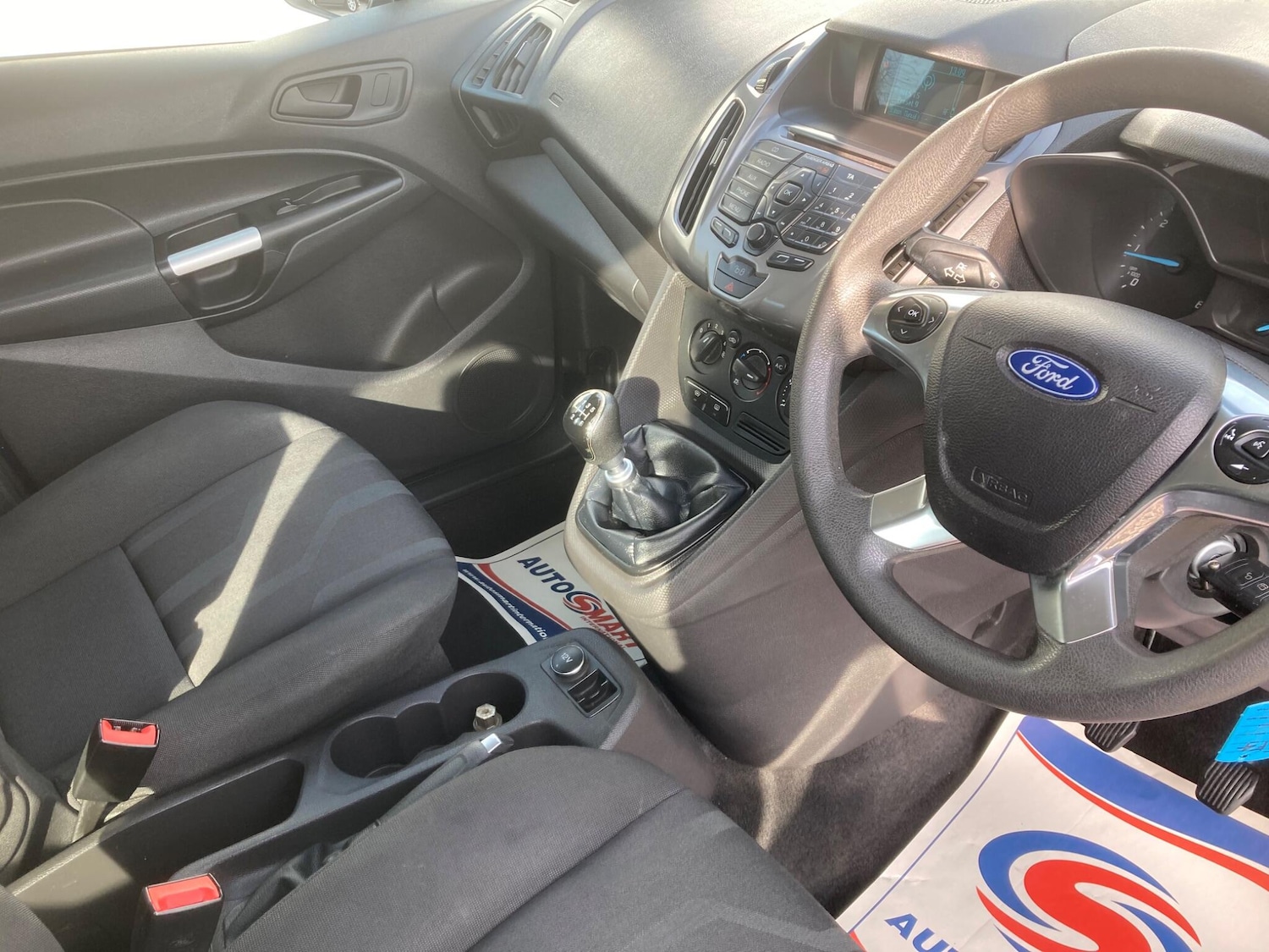 Used Ford Grand Tourneo Connect 2015 for sale - 76953088: Photo 15