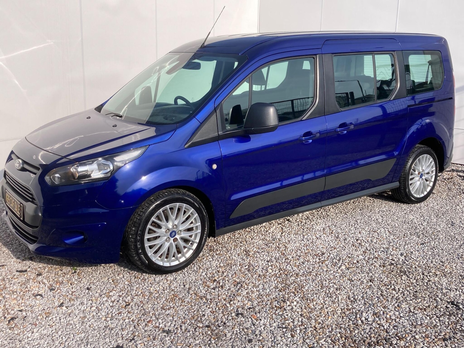 Used Ford Grand Tourneo Connect 2015 for sale - 76953088: Photo 6