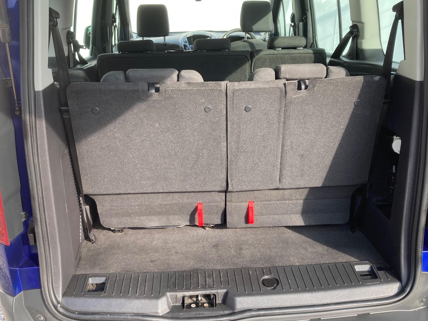 Used Ford Grand Tourneo Connect 2015 for sale - 76953088: Photo 8