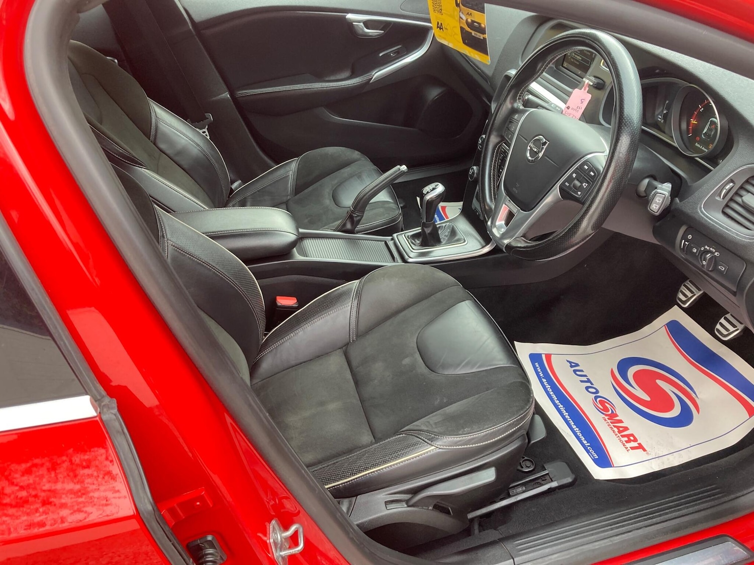 Used Volvo V40 2017 for sale - 76993379: Photo 24