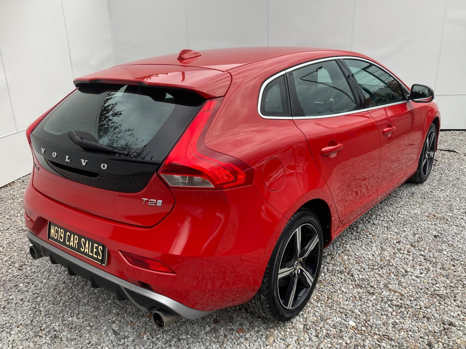 Used Volvo V40 2017 for sale - 76993379: Photo 7