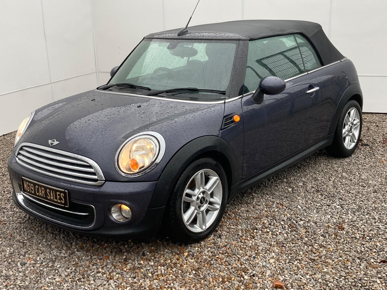 Used MINI Convertible 2013 for sale - 76752925: Photo 20