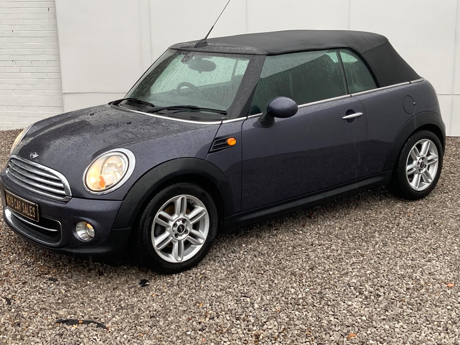 Used MINI Convertible 2013 for sale - 76752925: Photo 6