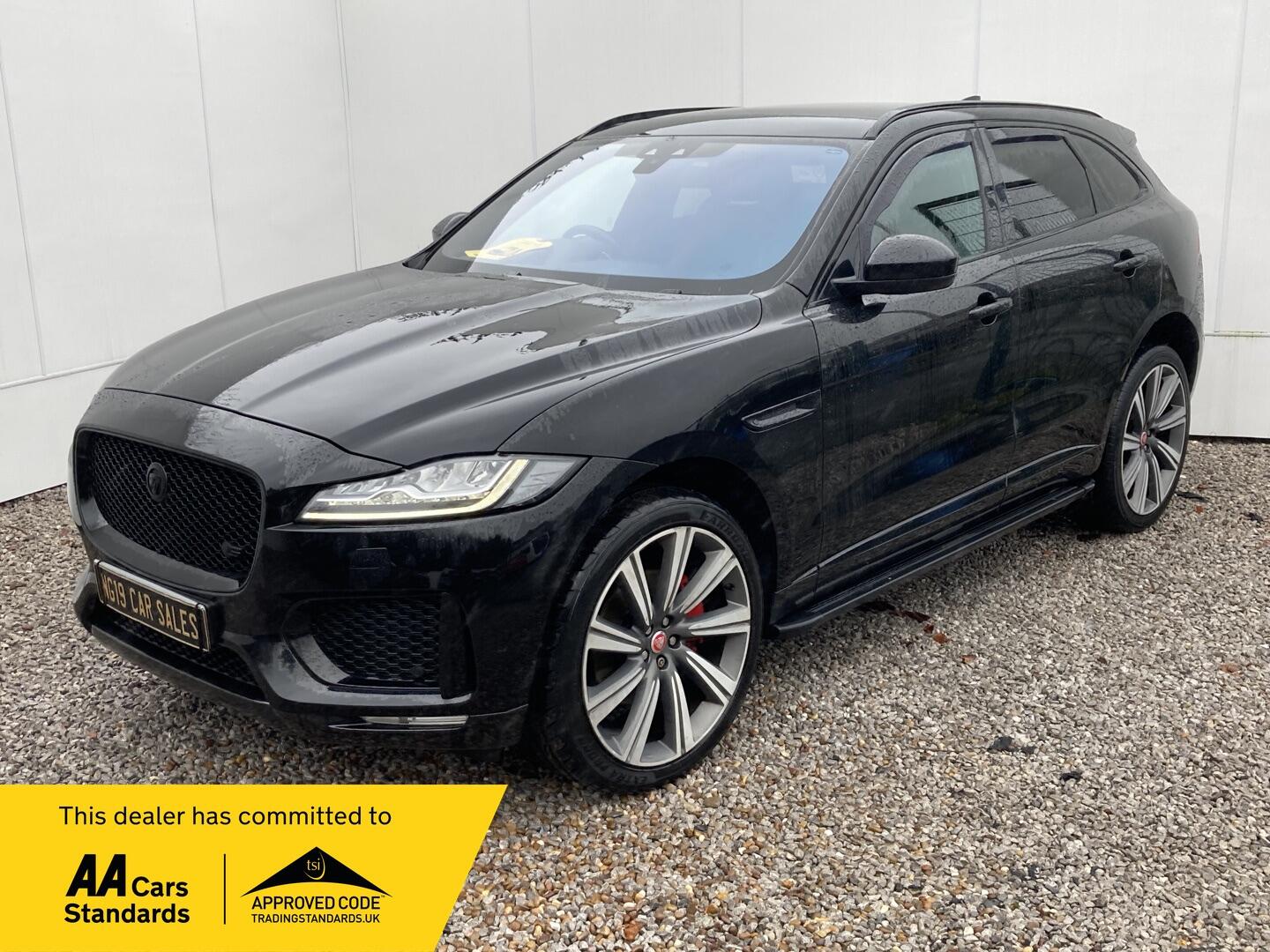 Used Jaguar F-Pace 2017 for sale - 77455819: Photo 1