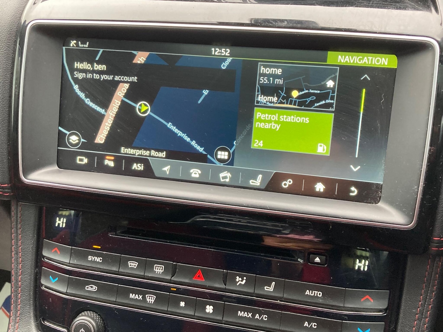 Used Jaguar F-Pace 2017 for sale - 77455819: Photo 8