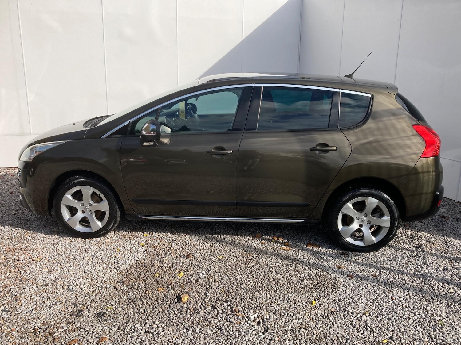 Used Peugeot 3008 2010 for sale - 76645069: Photo 25