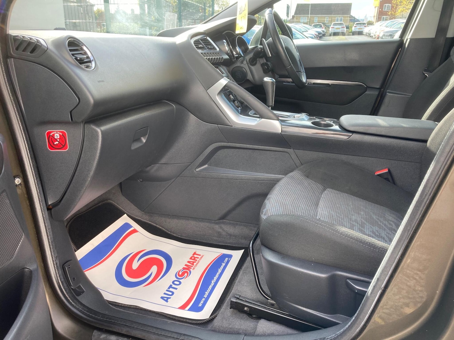 Used Peugeot 3008 2010 for sale - 76645069: Photo 5