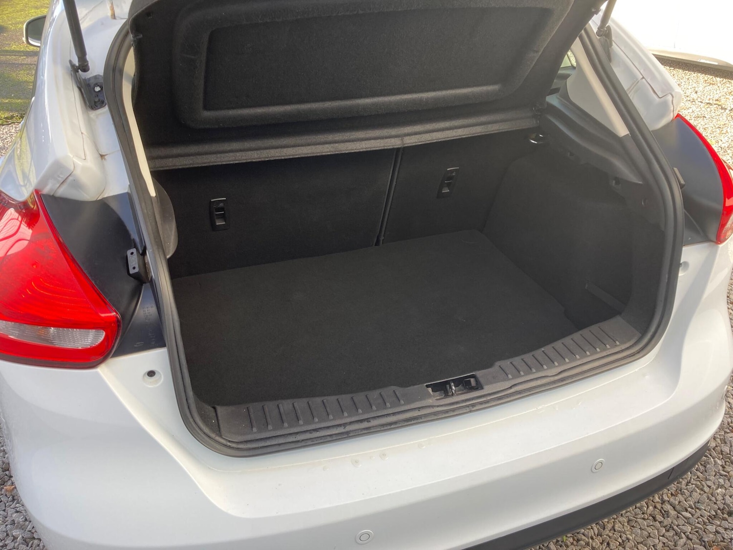 Used Ford Focus 2015 for sale - 76584571: Photo 15