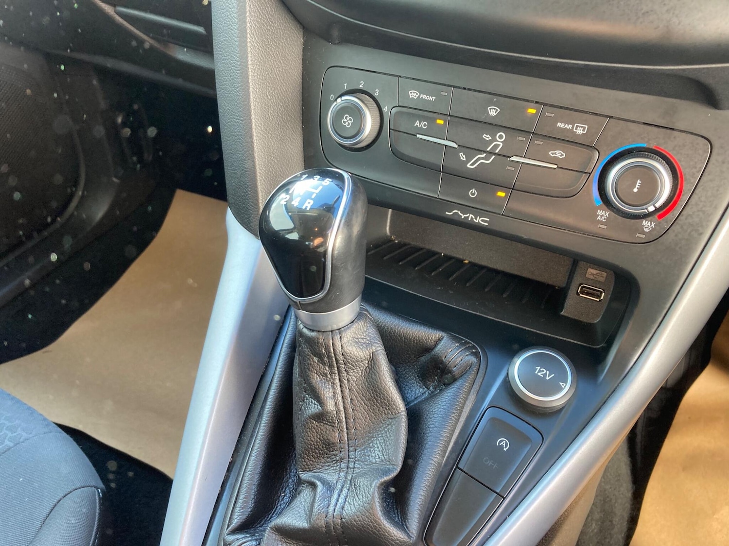 Used Ford Focus 2015 for sale - 76584571: Photo 9