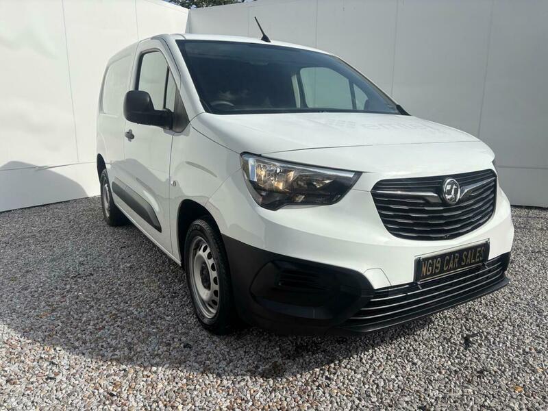 Used Vauxhall Combo 2022 for sale - 76645058: Photo 2