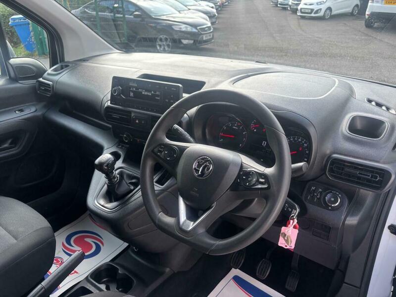 Used Vauxhall Combo 2022 for sale - 76645058: Photo 3
