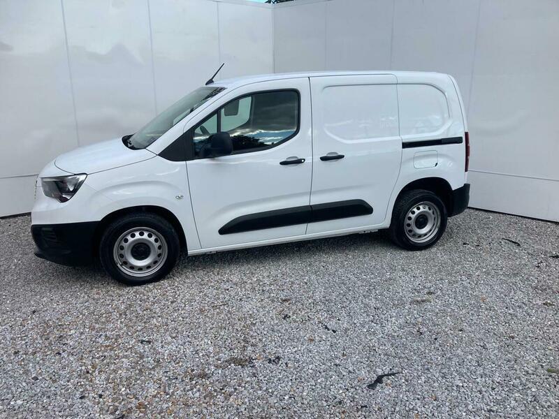 Used Vauxhall Combo 2022 for sale - 76645058: Photo 8