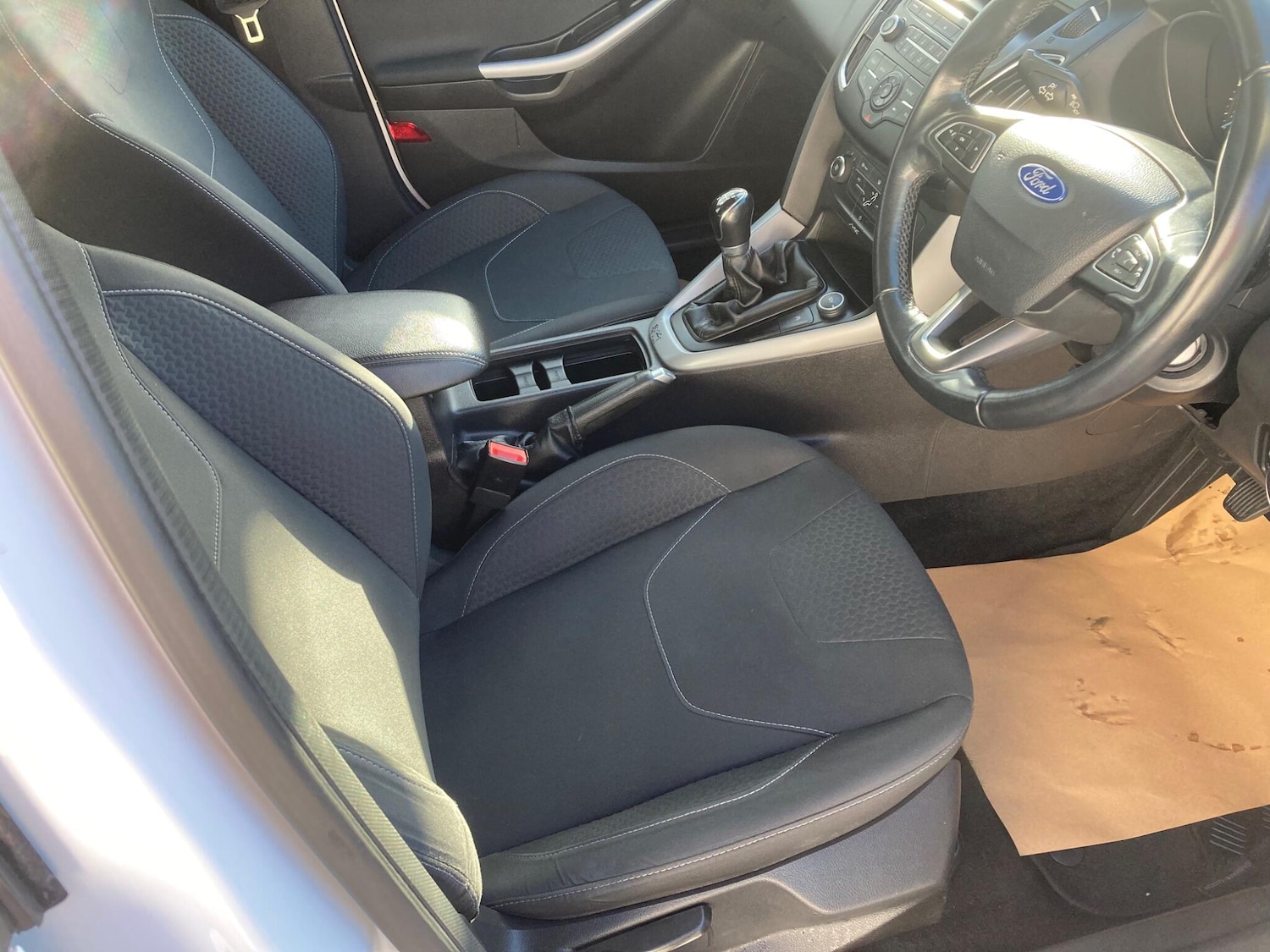 Used Ford Focus 2015 for sale - 76644914: Photo 18