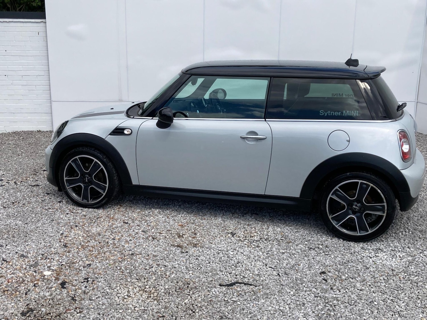 Used MINI Hatch 2011 for sale - 76584843: Photo 15