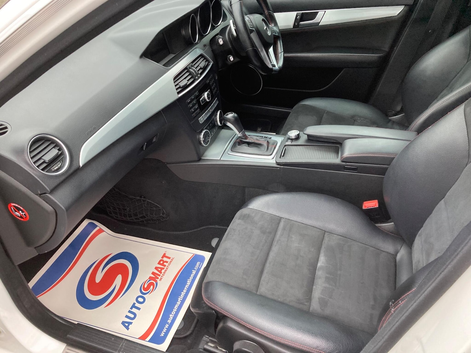 Used Mercedes-Benz C Class 2013 for sale - 77330416: Photo 5