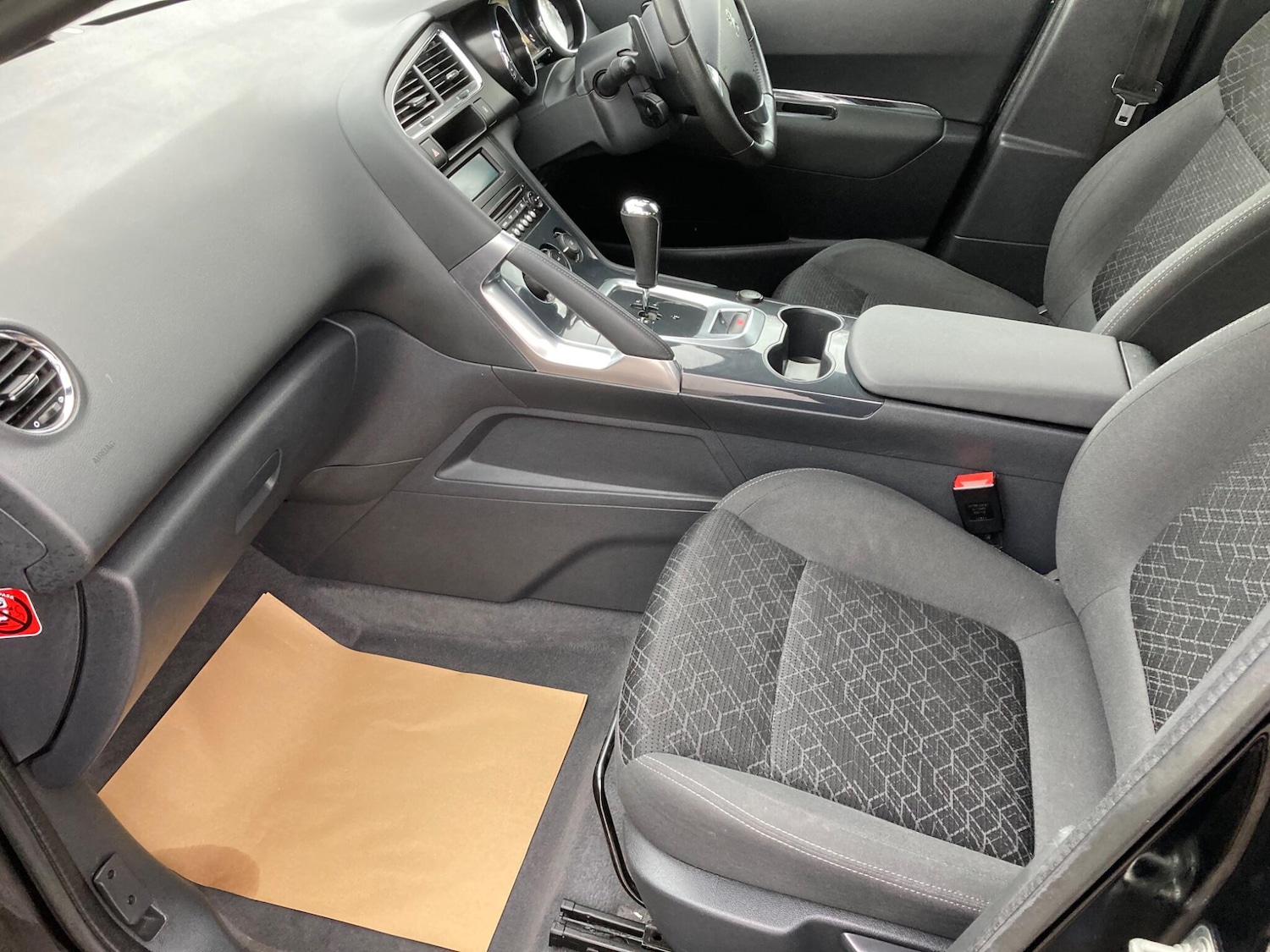 Used Peugeot 3008 2014 for sale - 76646103: Photo 10