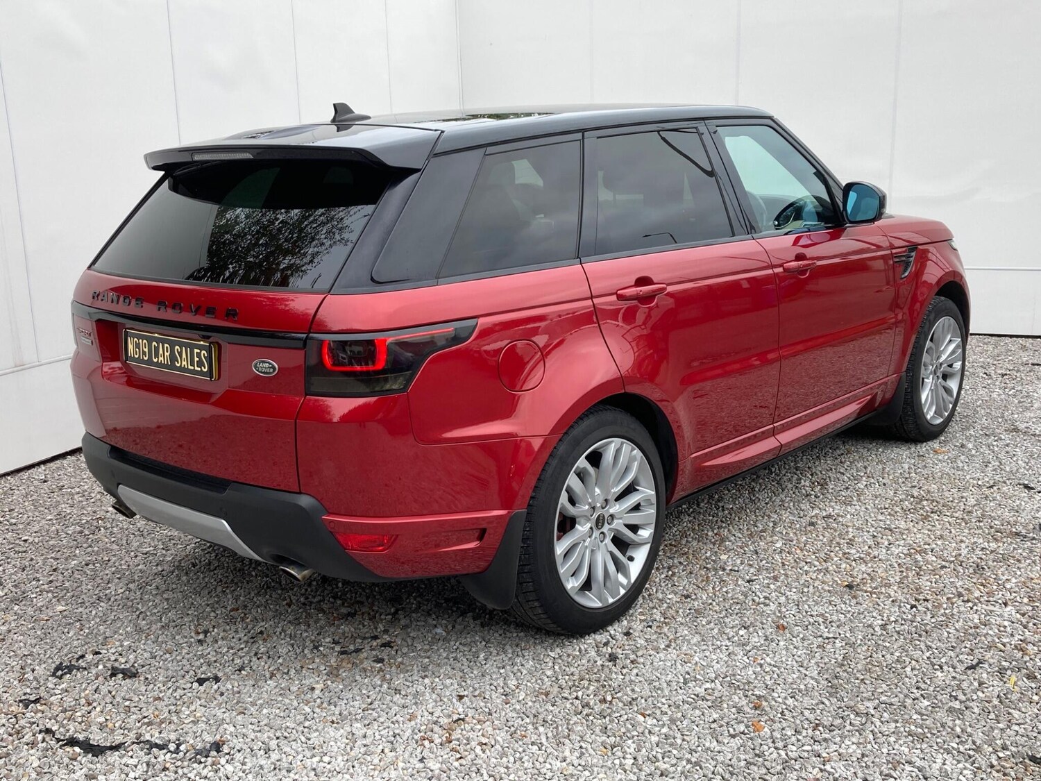 Used Land Rover Range Rover Sport 2015 for sale - 76584235: Photo 15