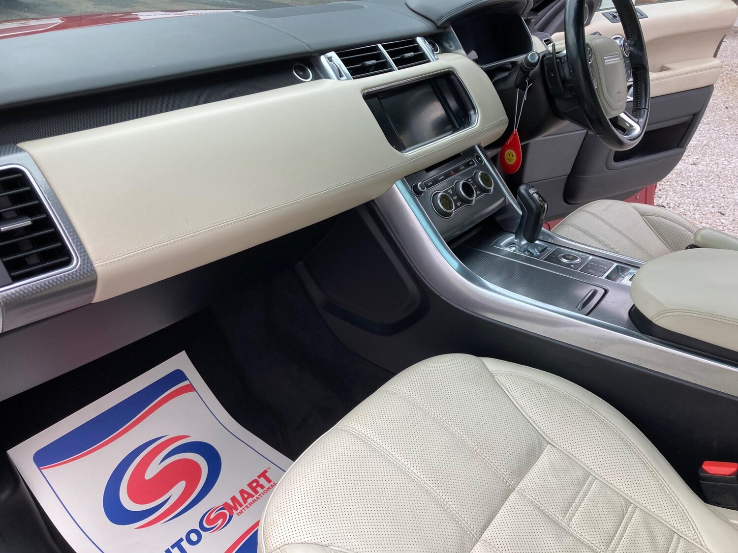 Used Land Rover Range Rover Sport 2015 for sale - 76584235: Photo 16