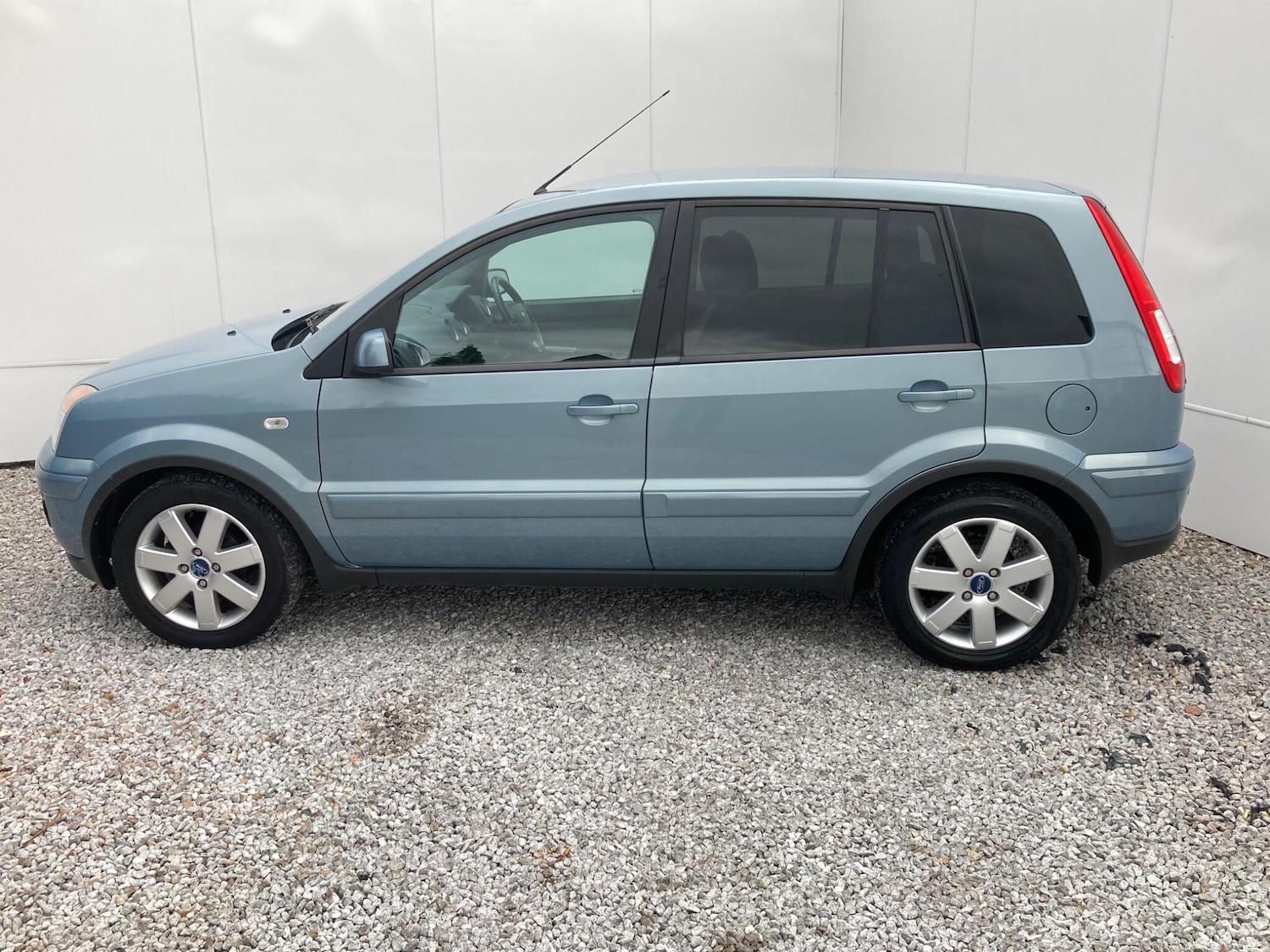 Used Ford Fusion 2009 for sale - 76645135: Photo 8