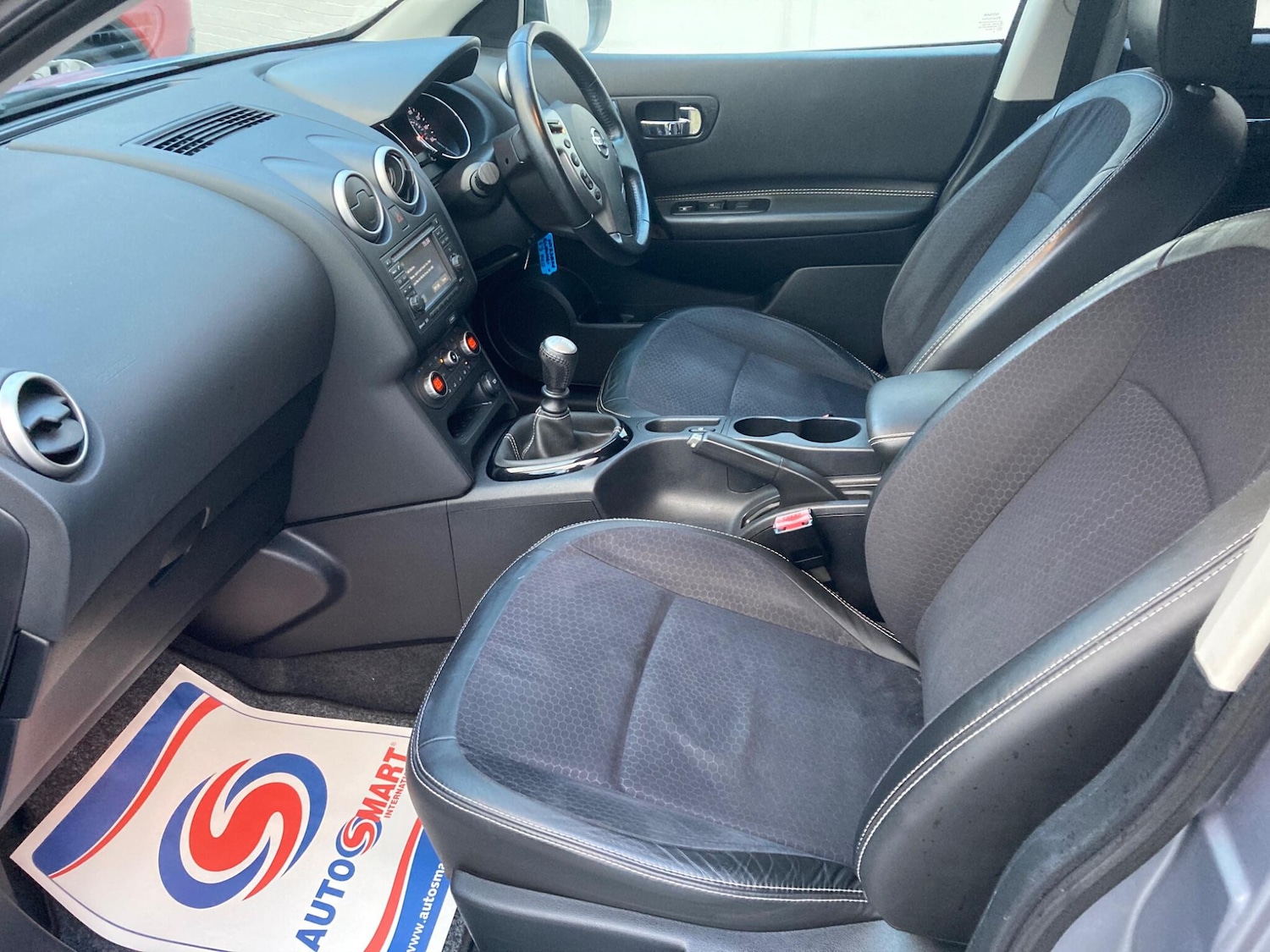 Used Nissan Qashqai 2013 for sale - 77229309: Photo 2