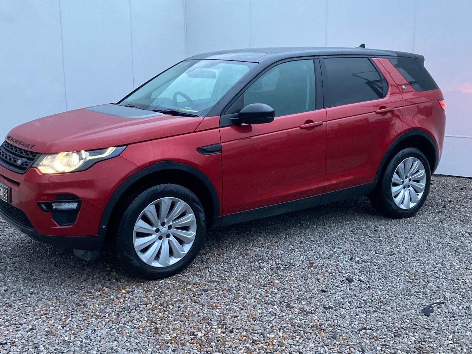 Used Land Rover Discovery Sport 2015 for sale - 76866344: Photo 12