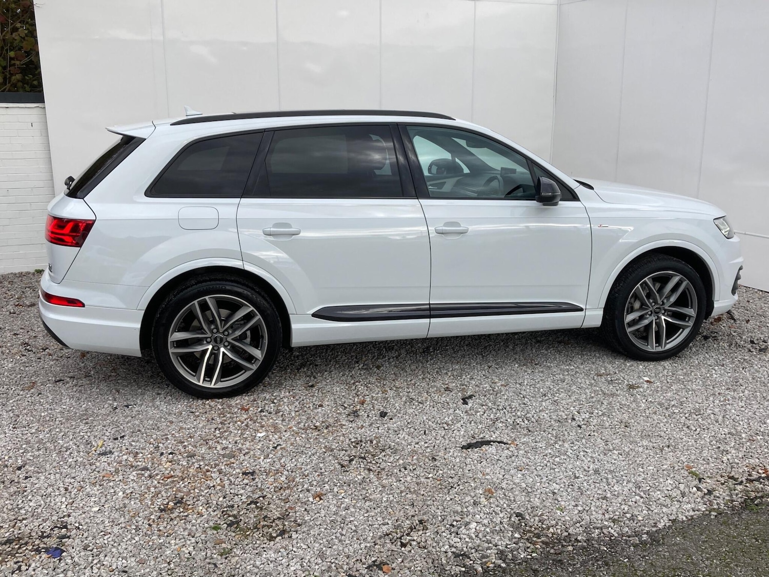Used Audi Q7 2018 for sale - 76645537: Photo 5