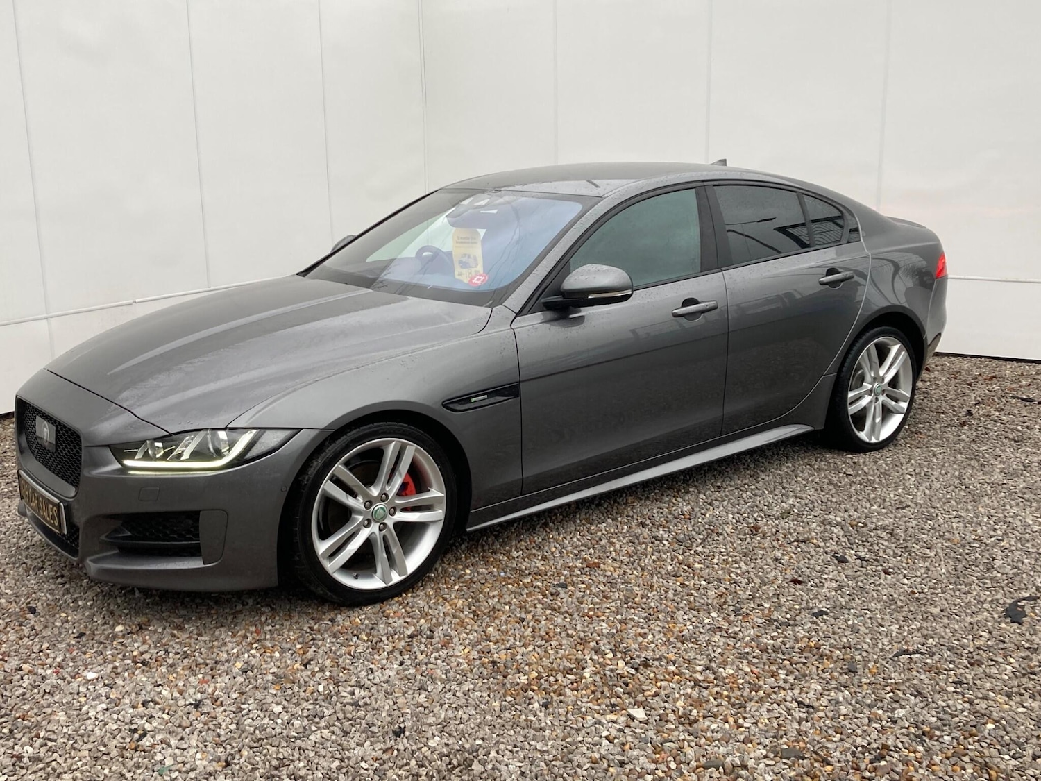 Used Jaguar XE 2015 for sale - 76752714: Photo 10