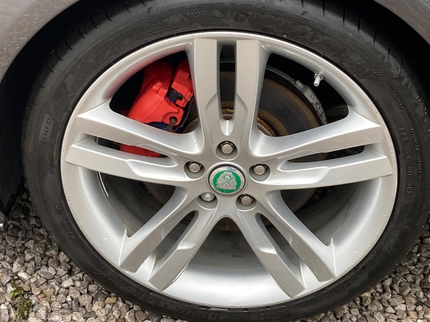 Used Jaguar XE 2015 for sale - 76752714: Photo 11