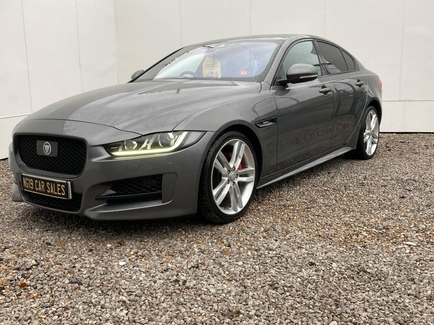 Used Jaguar XE 2015 for sale - 76752714: Photo 16