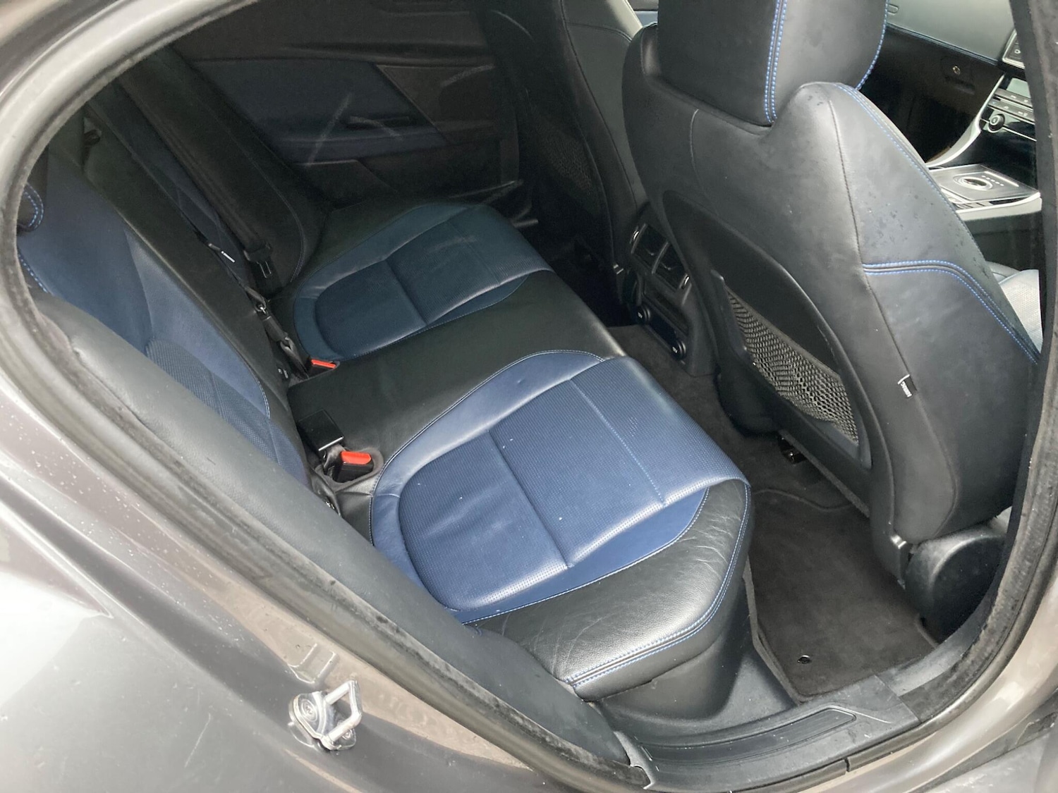 Used Jaguar XE 2015 for sale - 76752714: Photo 22