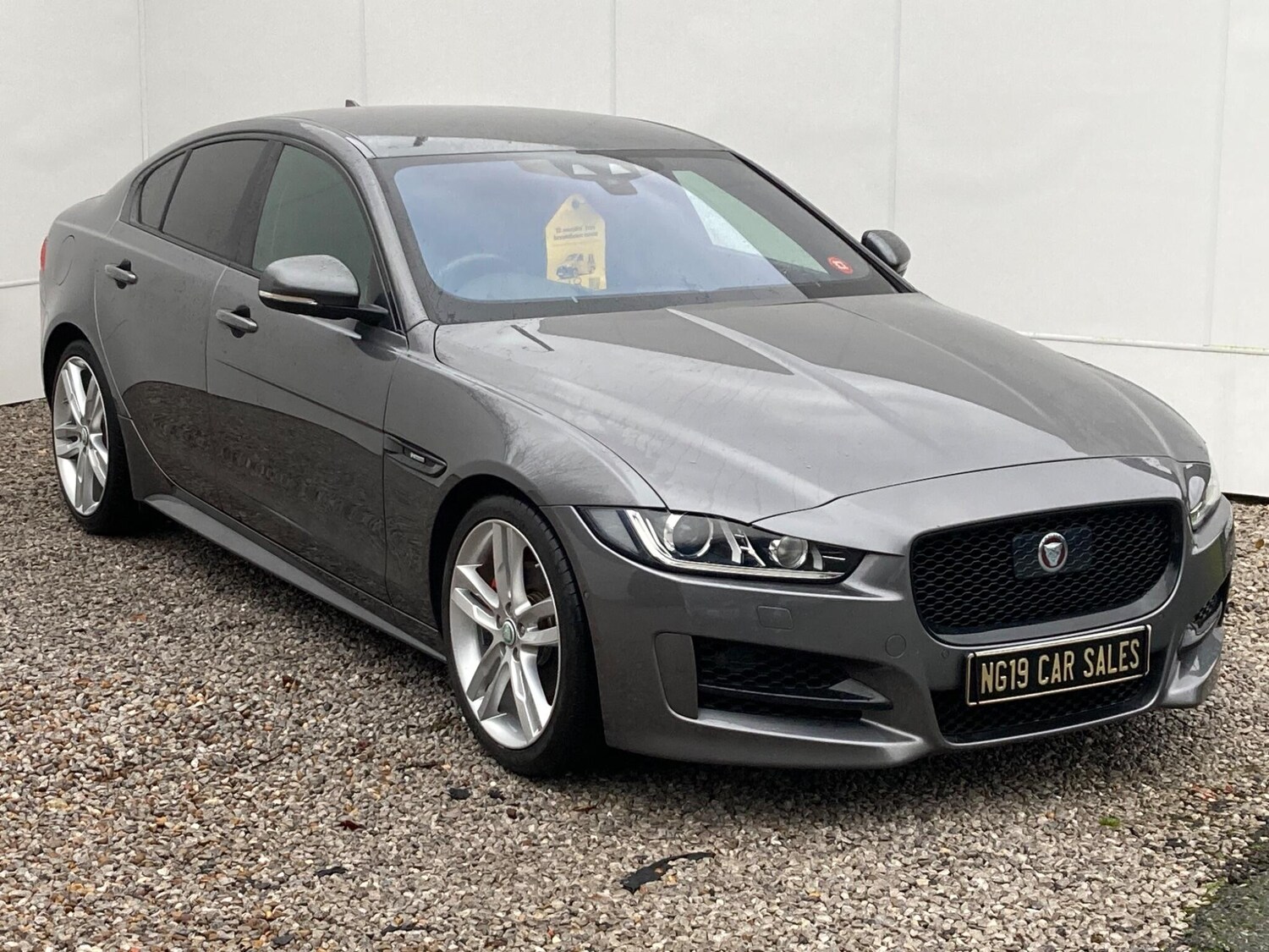Used Jaguar XE 2015 for sale - 76752714: Photo 23