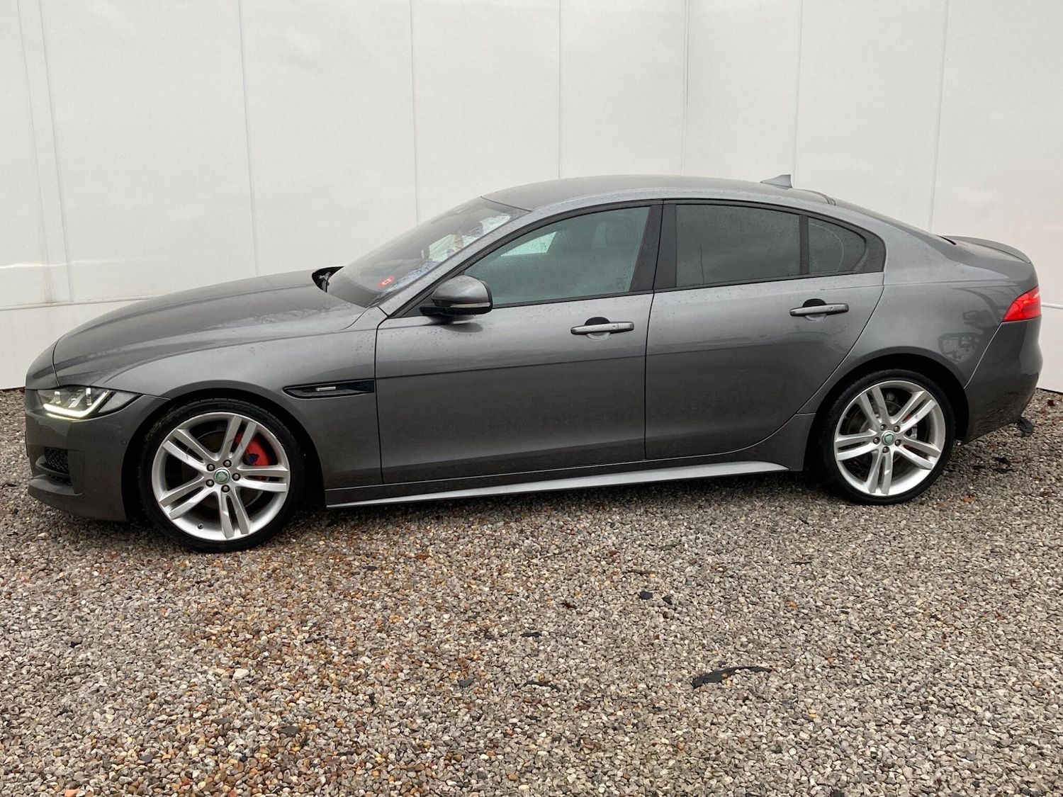 Used Jaguar XE 2015 for sale - 76752714: Photo 8