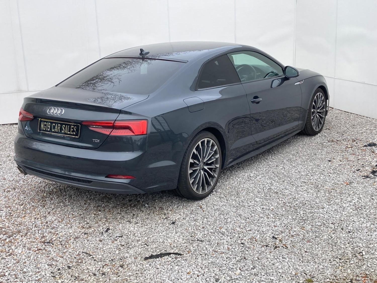 Used Audi A5 2017 for sale - 77994316: Photo 4