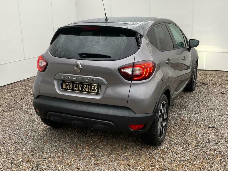 Used Renault Captur 2019 for sale - 76743293: Photo 2
