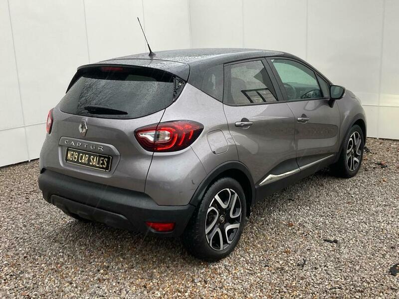 Used Renault Captur 2019 for sale - 76743293: Photo 4