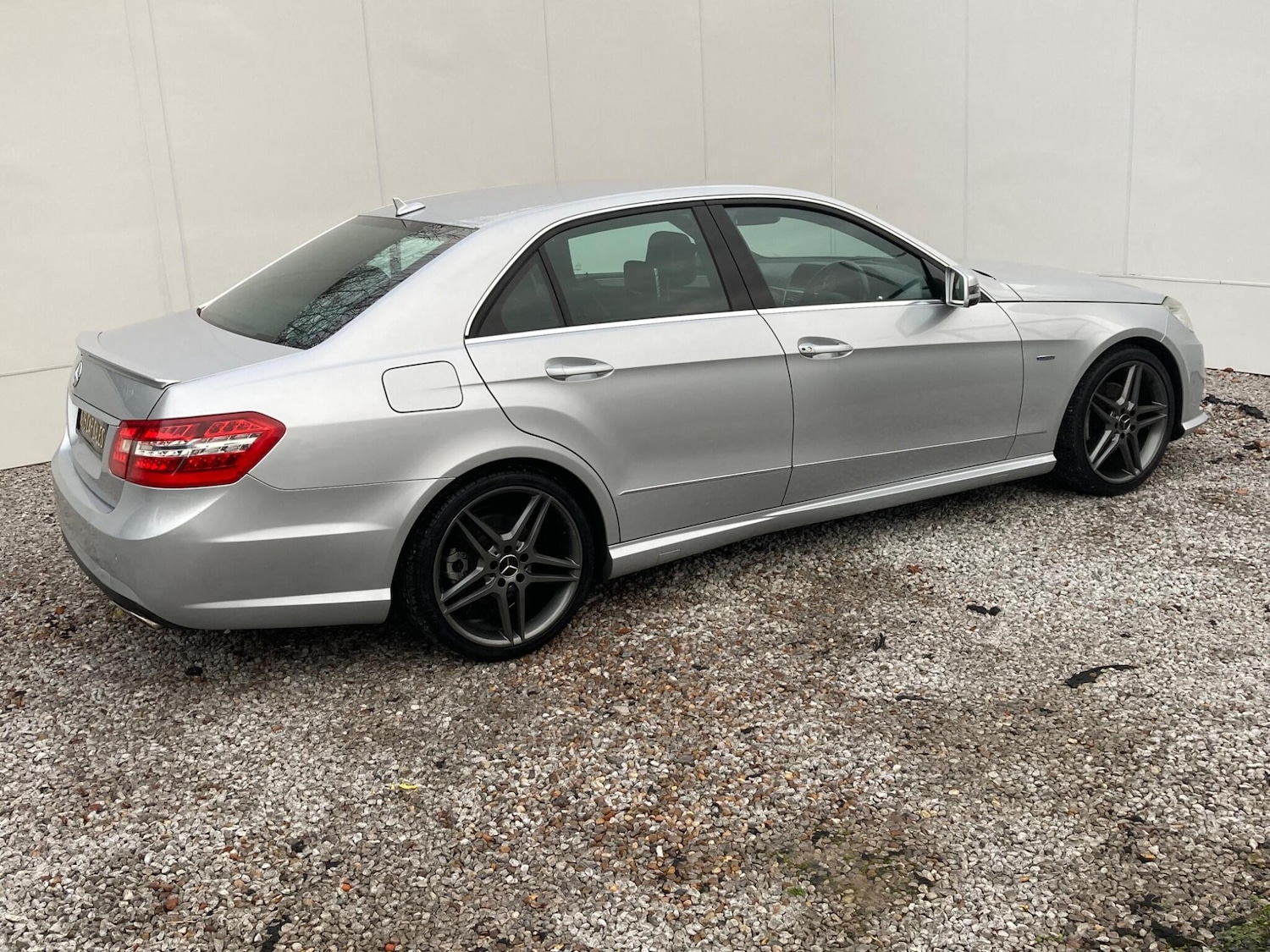 Used Mercedes-Benz E Class 2009 for sale - 76728414: Photo 10