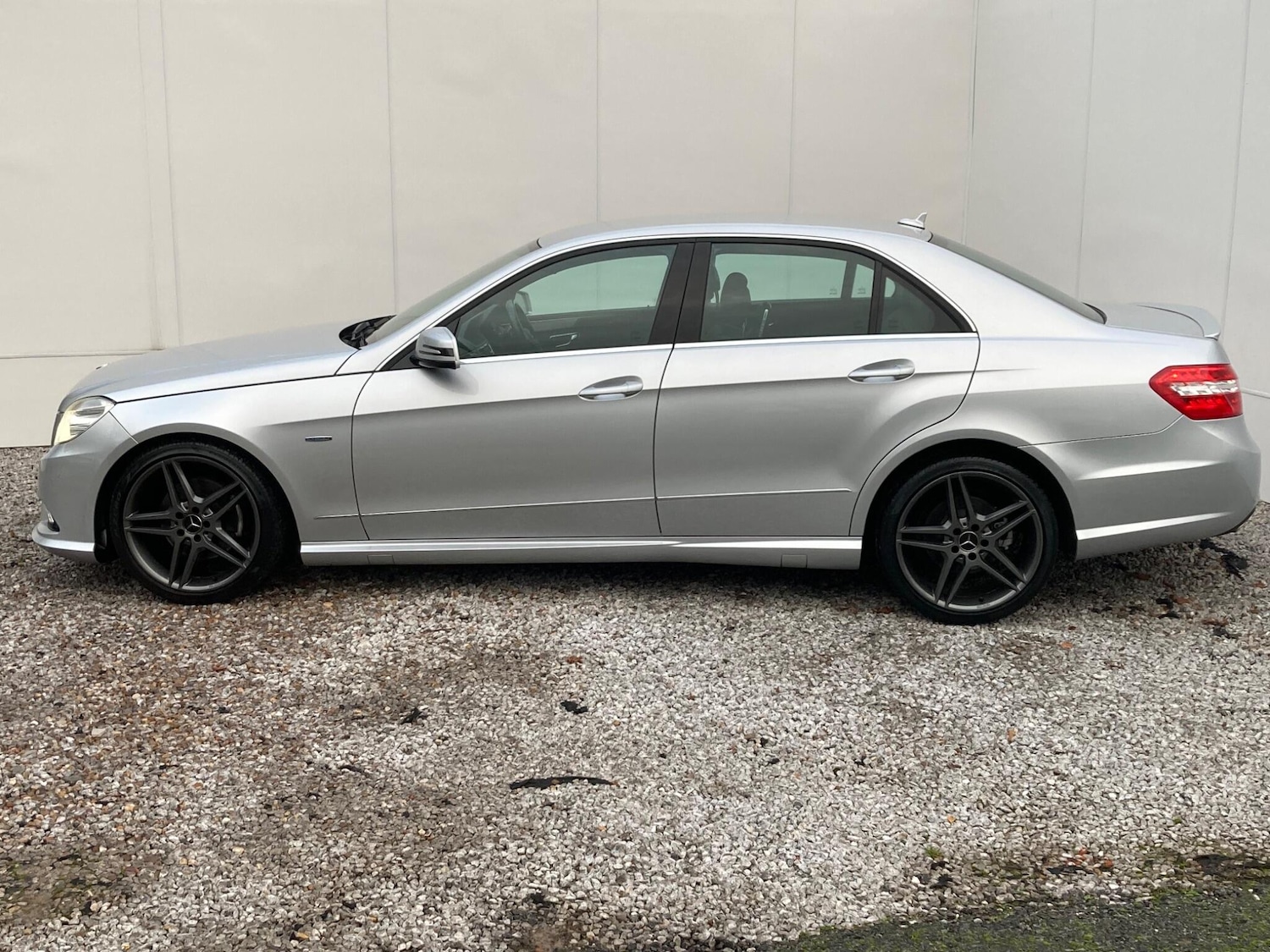 Used Mercedes-Benz E Class 2009 for sale - 76728414: Photo 21